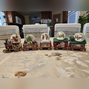 Thomas Kinkade Wonderland Express Mini Snowglobe Collection
